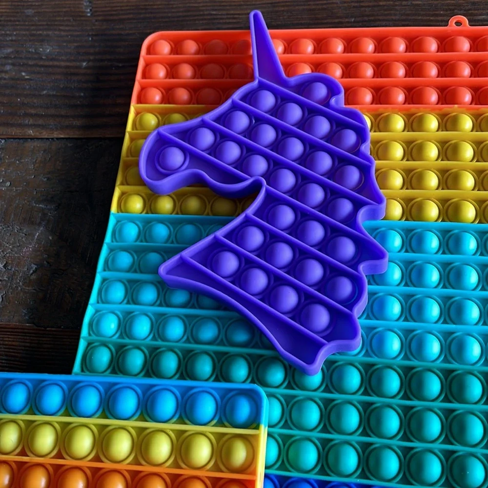 Set of 4 Popits! 3 rainbow squares, XL, Med & Small, 1 purple unicorn- Like new!